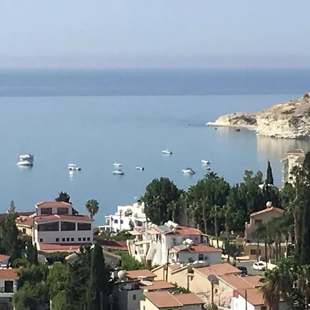 Hilltop Odysseus 44 וילה *
