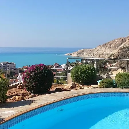 Hilltop Odysseus 44 וילה *